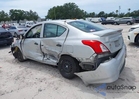 2015 Nissan Versa 1.6 S+ из США, поврежденный, VIN 3N1CN7AP6FL815224
